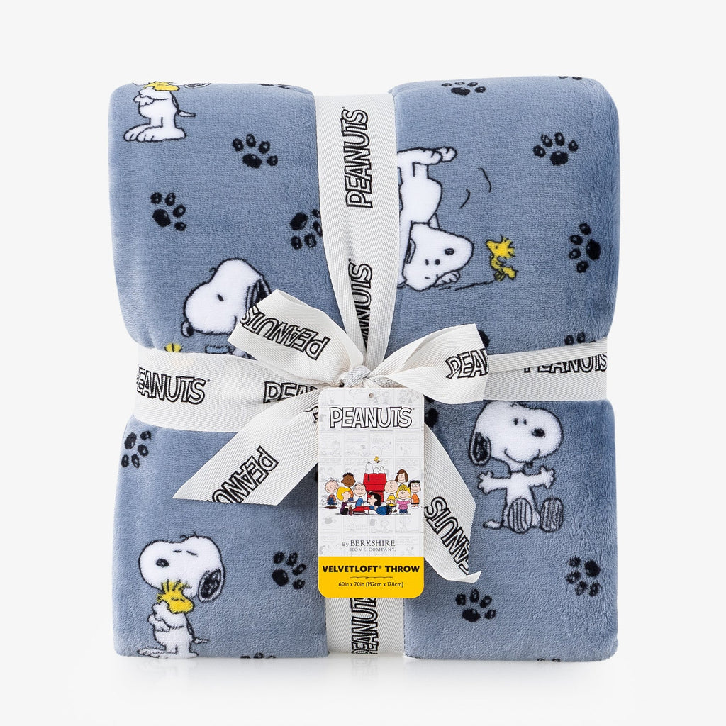 Peanuts® VelvetLoft® Throw