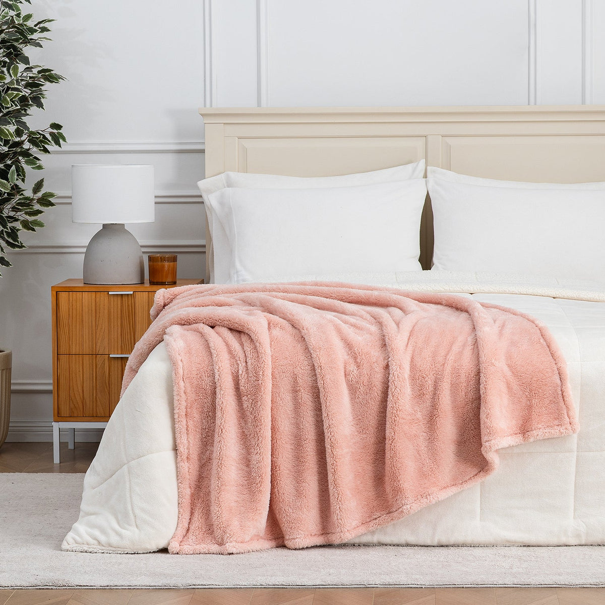 Premium Extra-Fluffy™ Throw