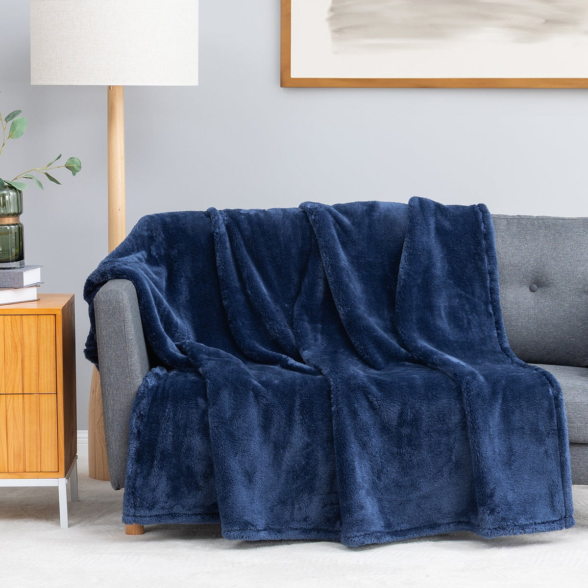 Premium Extra-Fluffy™ Throw