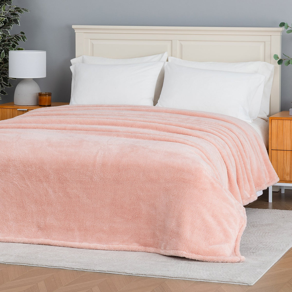 Premium Extra-Fluffy™ Blanket