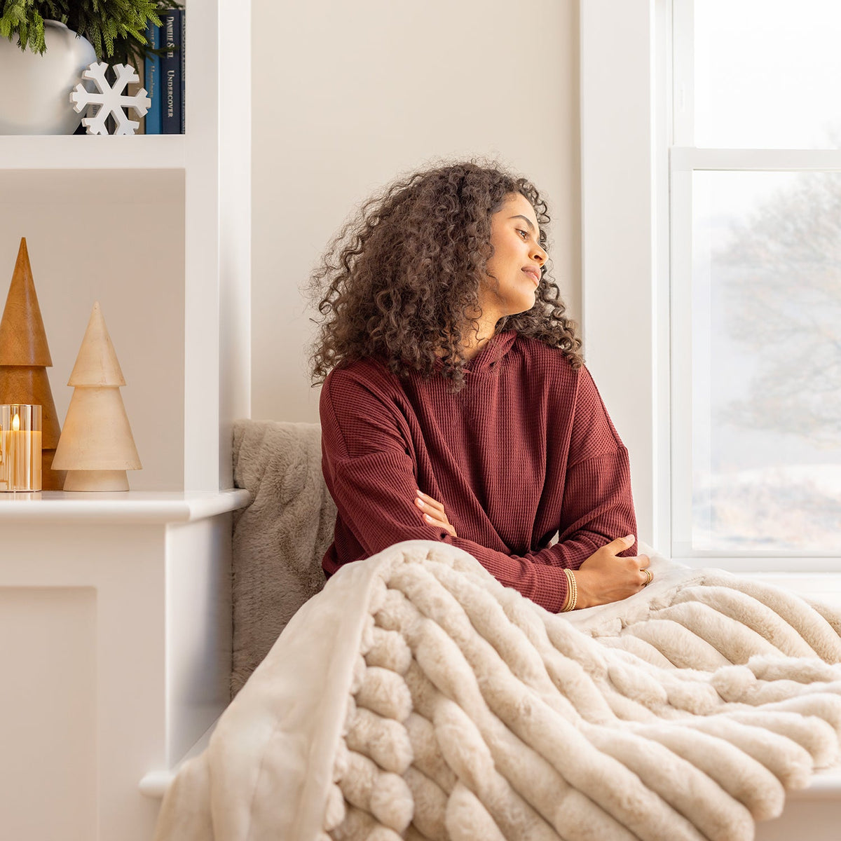 Acadia Faux Fur Throw