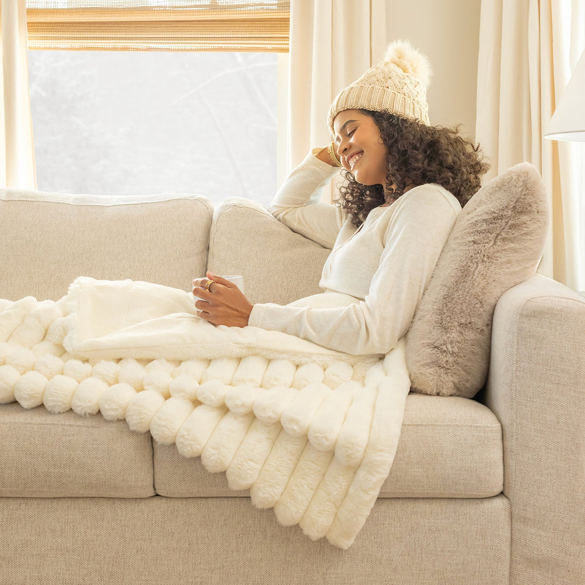 Acadia Faux Fur Throw