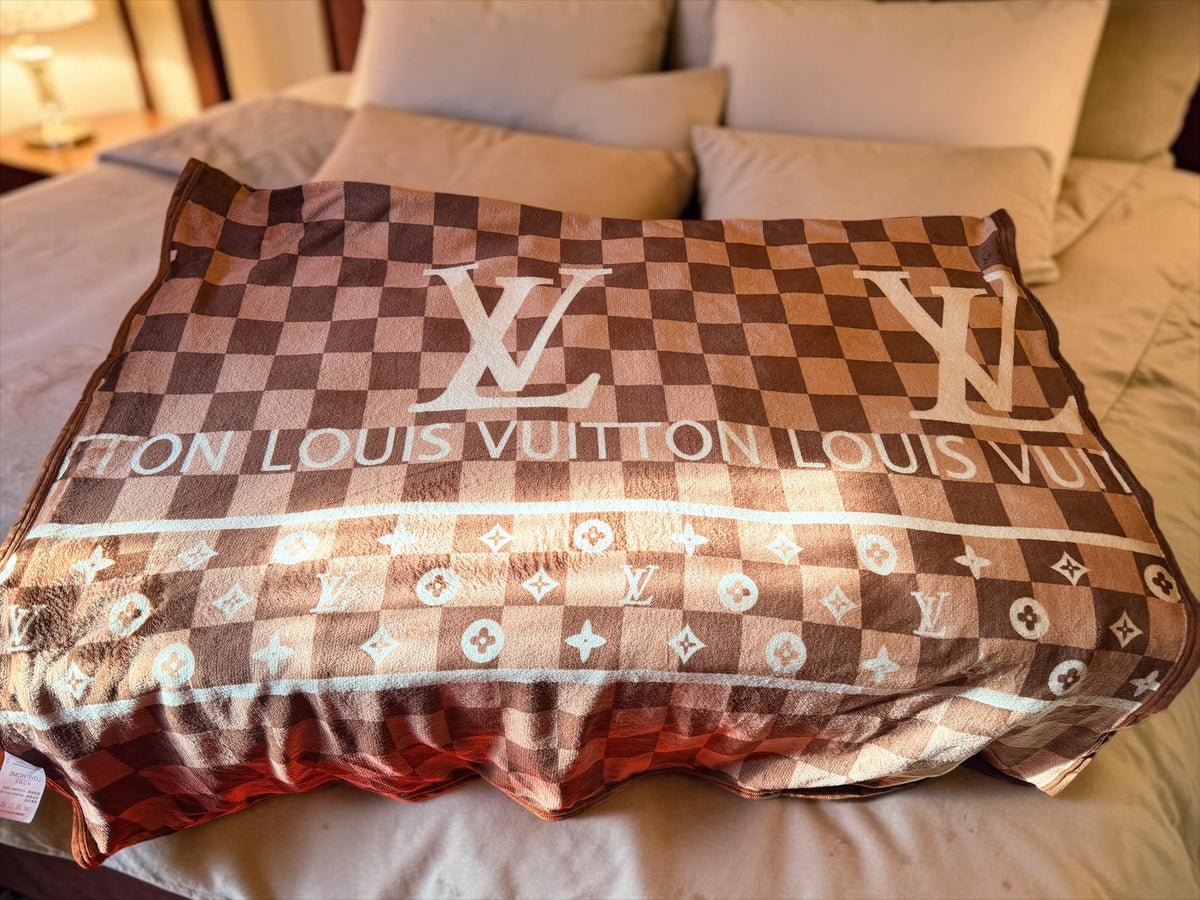 Love Home Signature Blanket 59" x 78.7"